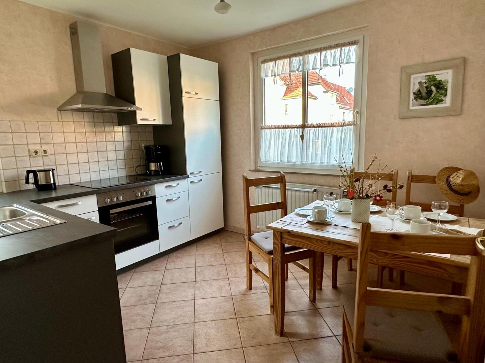 Ferienwohnung แอร์ฟวร์ท ภายนอก รูปภาพ
