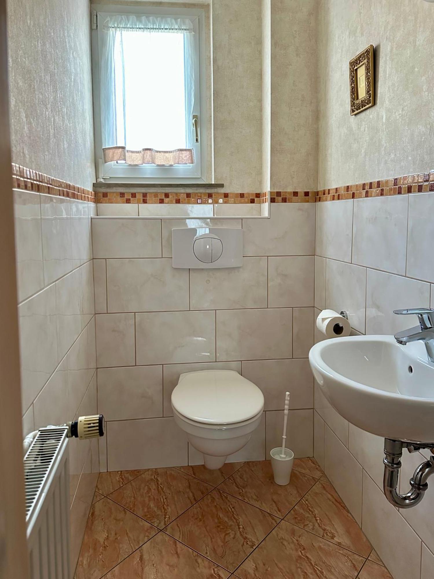 Ferienwohnung แอร์ฟวร์ท ภายนอก รูปภาพ
