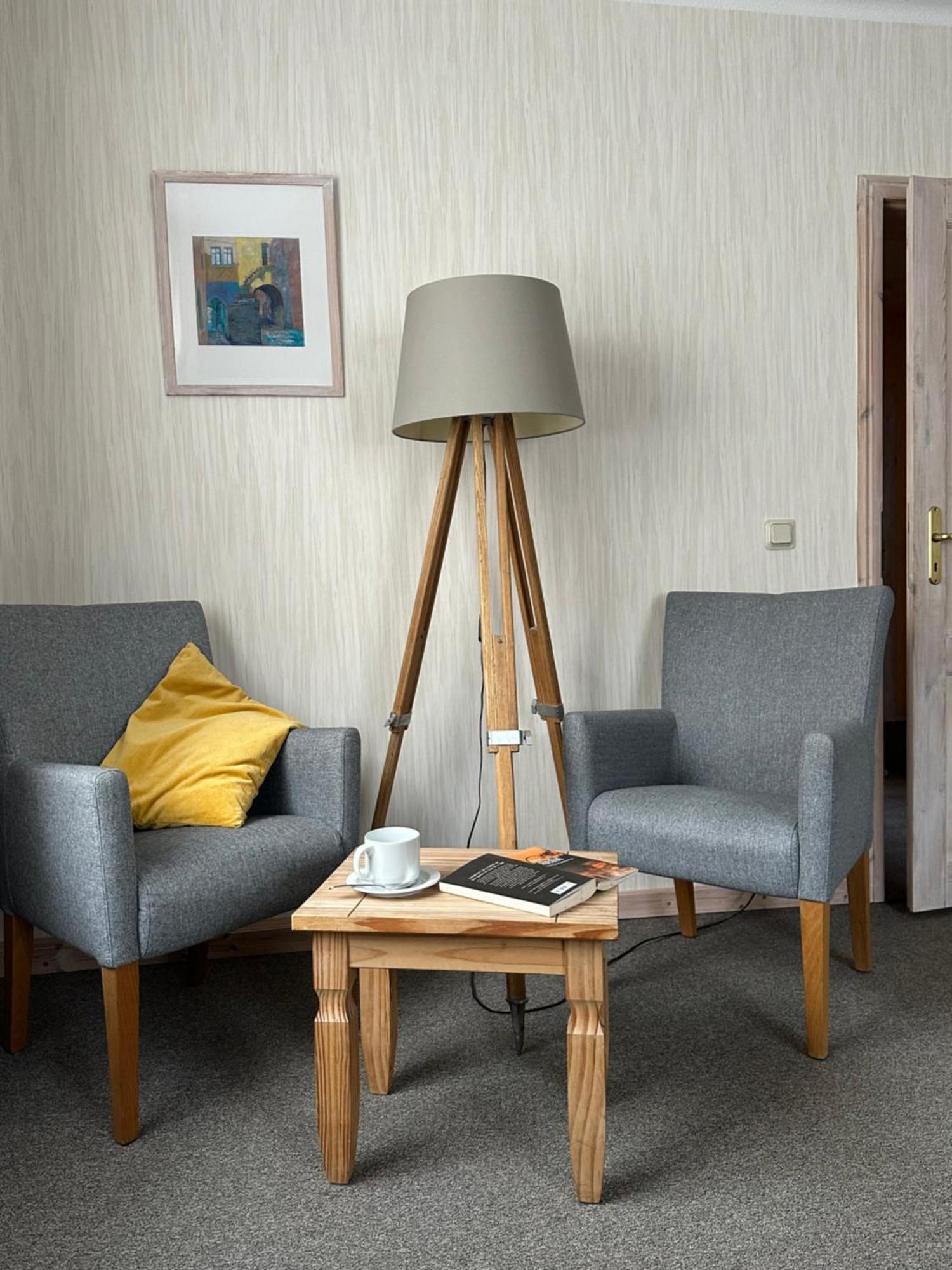 Ferienwohnung แอร์ฟวร์ท ภายนอก รูปภาพ